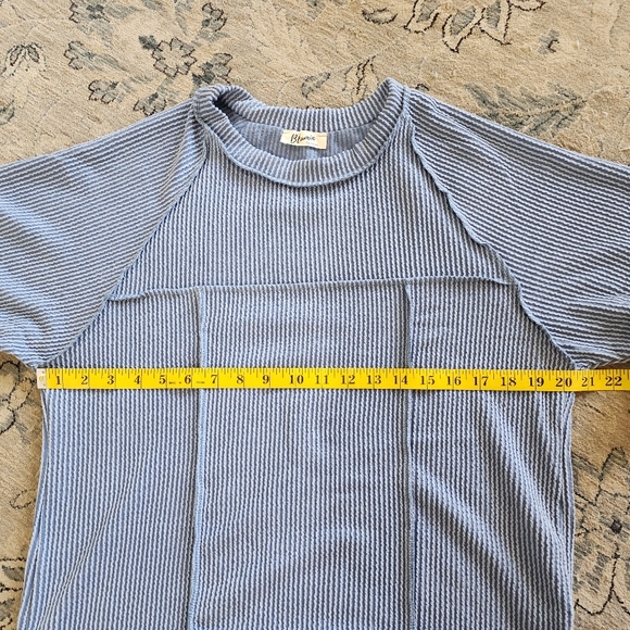 NWOT Blumin Apparel Denim colored top size small - Picture 8 of 12